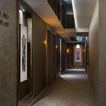 Izz Kosuyolu 酒店 4*