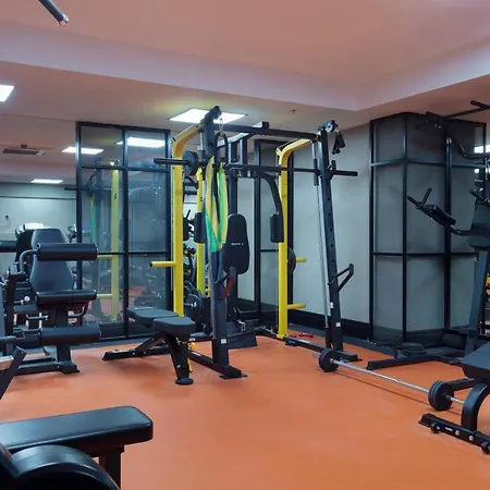 Izz Kosuyolu 伊斯坦布尔