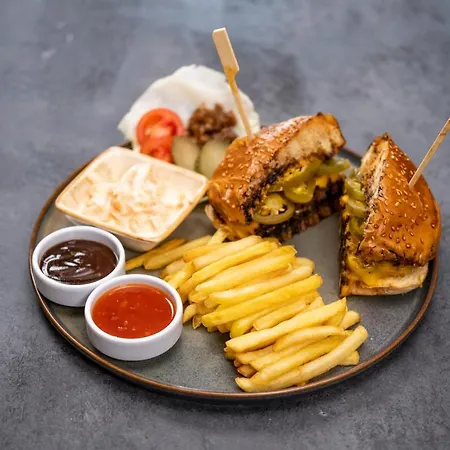 Hotel Izz Kosuyolu 4*