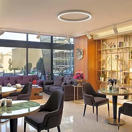 Izz Kosuyolu فندق اسطنبول