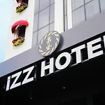 Izz Kosuyolu ホテル 4*
