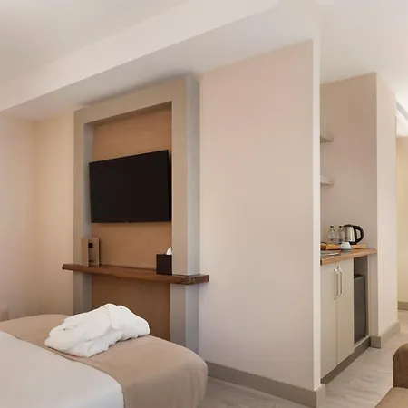 ızz Koşuyolu 4*