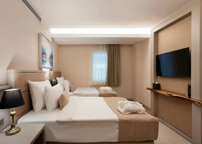 Izz Kosuyolu 4*